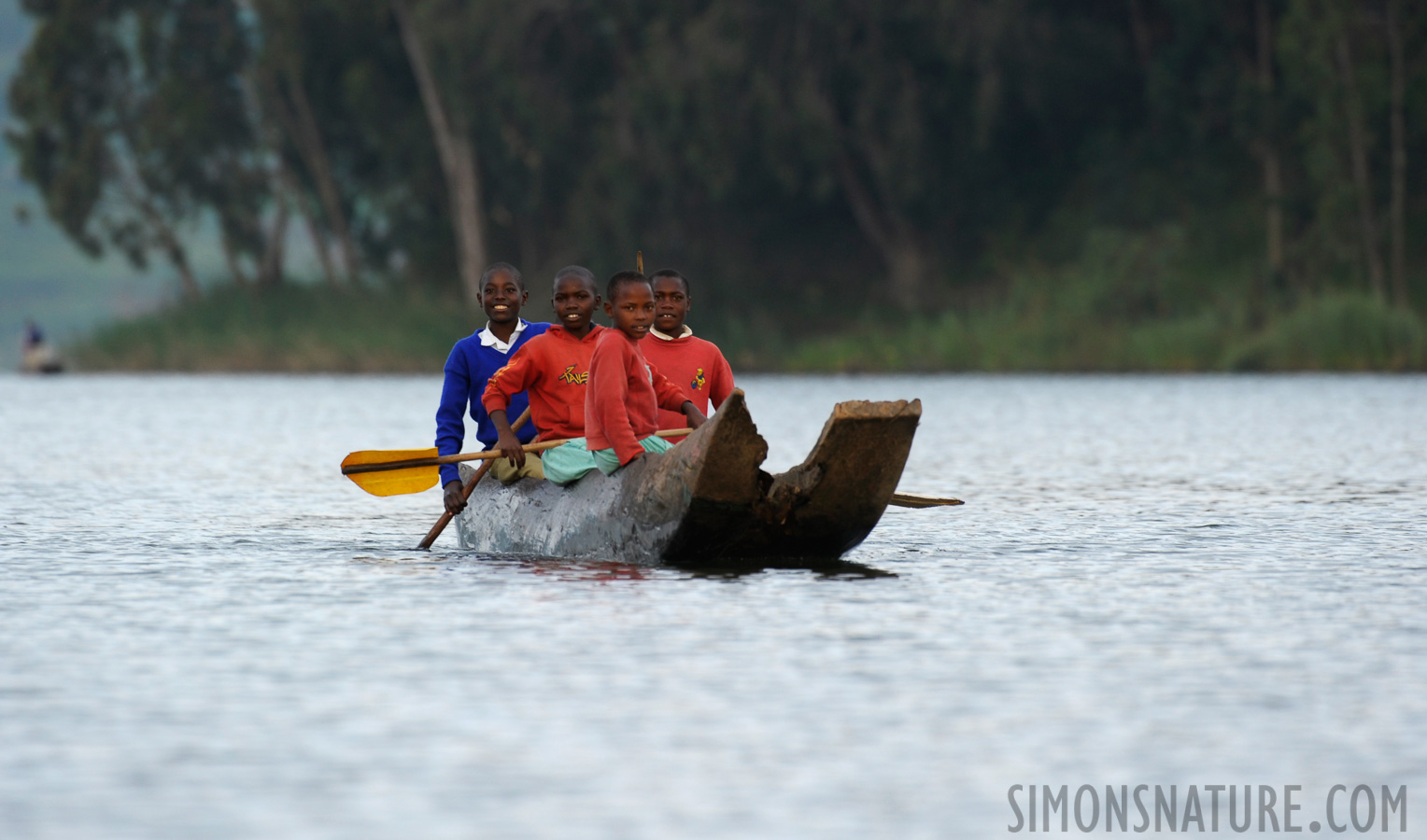 Lake Bunyoni [400 mm, 1/250 sec at f / 5.6, ISO 400]